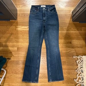 A&F 70’s Vintage Flare Ultra High Rise Jean